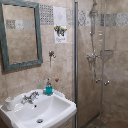 Cicina Penzion, Restaurace, Vinny Sklep Guest house 3*
